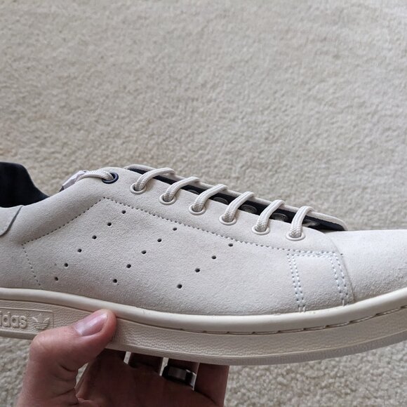 Barneys NY Adidas Stan Smith in White/Cream Suede - Picture 2 of 7